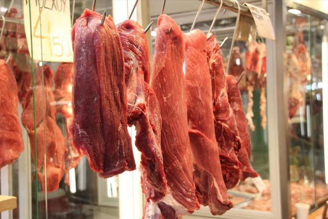 卖牛肉为啥摊贩挂着卖？内行人说出4个原因吃这么多年明白了(图7)
